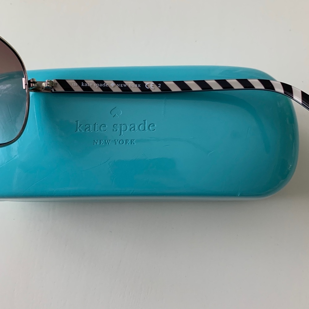 Kate Spade Blossom Sunglasses w/ Case - Silver - Picture 5 of 10